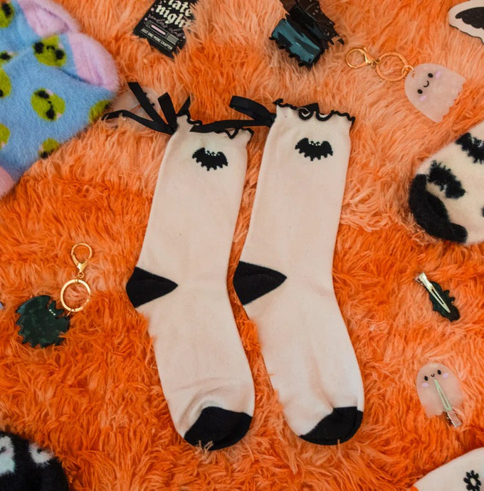 Bat Ruffle Bow Socks