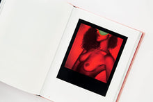 Load image into Gallery viewer, Instant Nudes